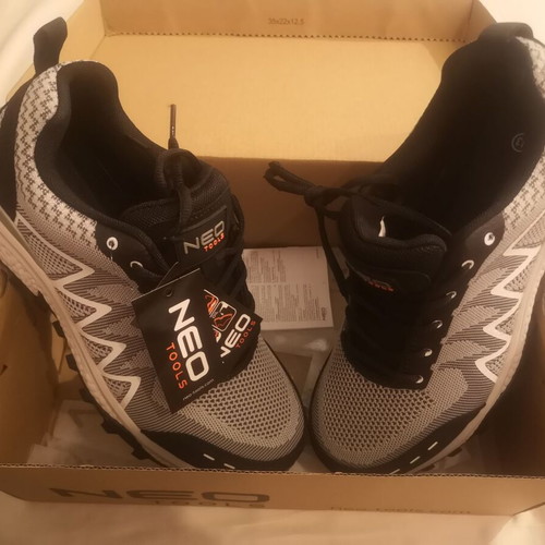 Neo Tools work shoes size 43 new, no steel toe, black and grey