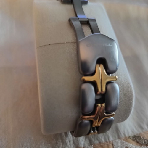 O'Neil men's watch like new, gold and silver