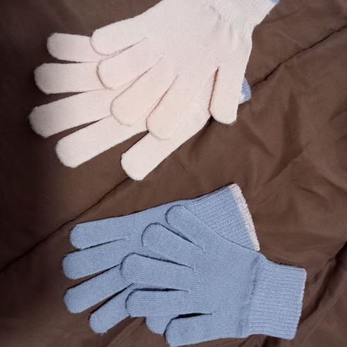 Children's gloves like new, two pairs, warm