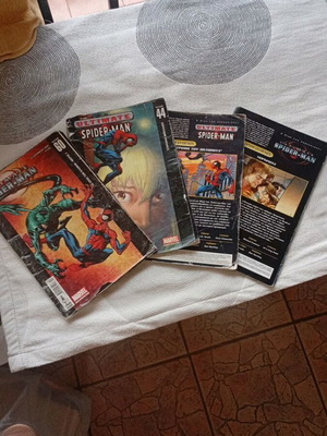 Ultimate Spider-Man Anubis κόμικς, πακέτο 4