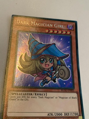 Dark Magician Girl Secret Rare Yu-Gi-Oh Card New