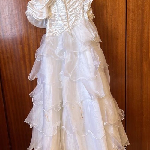 Belnovia wedding dress like new, complete set with veil and gloves, size EU 44
