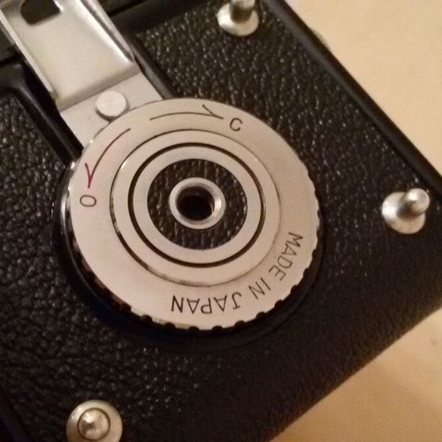 Yashica-C Vintage TLR camera with leather case