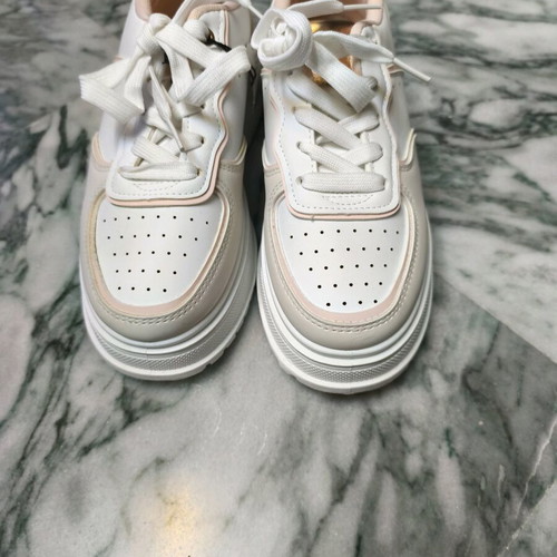 Fairy sneakers new, white with pink details, size 36