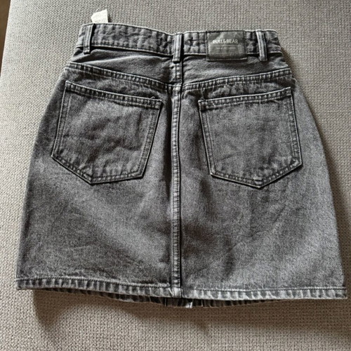 Pull & Bear women's skirt black-gray like new, size small