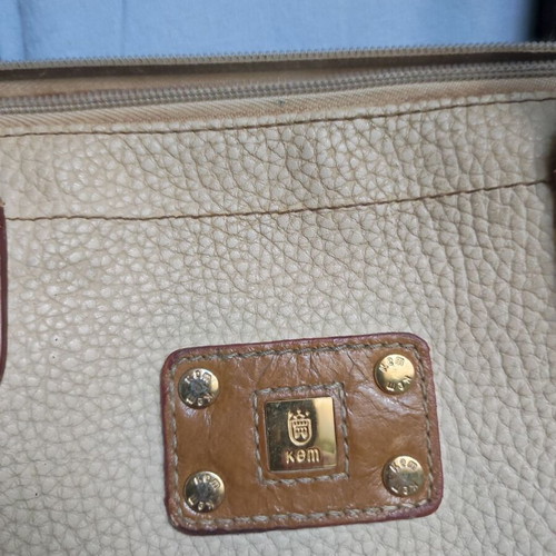 Sales~Kem shoulder bag in beige/cream shade