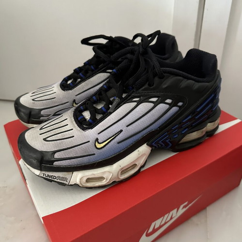 Nike Air Tuned Kids Athletic Shoes used size 35.5 black blue