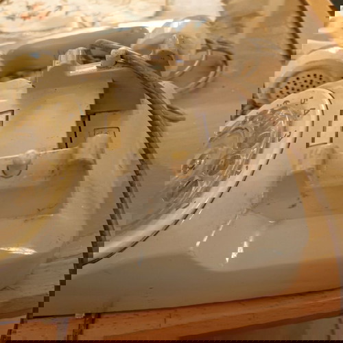 vintage  αναλογικo τηλεφωνο  απο τα  70ς-  made  in  greece-  general   elecrik  hellas