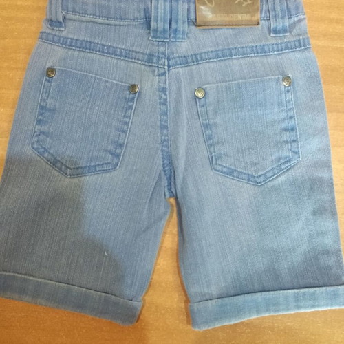Bermuda shorts for boys 2-3 years like new, set of 4 pieces