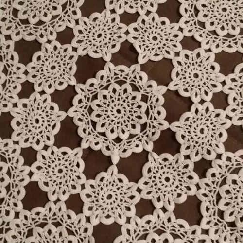 Crochet round tablecloth from the 1970s like new