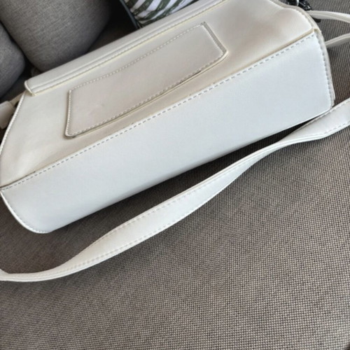 Nolah Eva white crossbody bag like new, quality leatherette