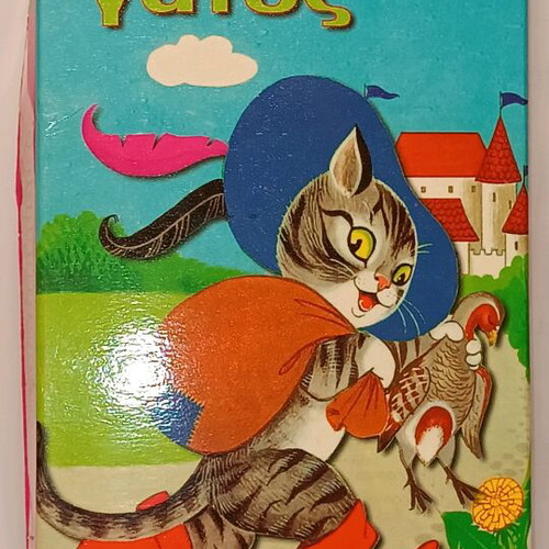 Puss in Boots VHS used, animated movie