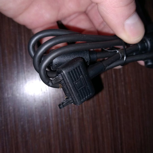 Sony Ericsson data and charging cable 1200-1485.1 new
