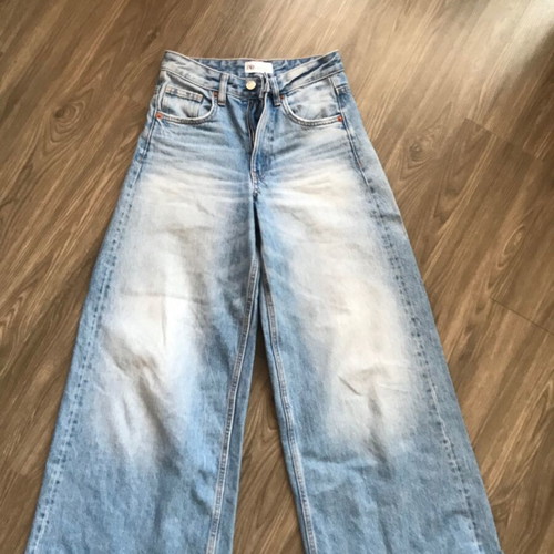 Zara Super Wide Leg Jeans Size XS Like New, 100% Cotton, Blue
