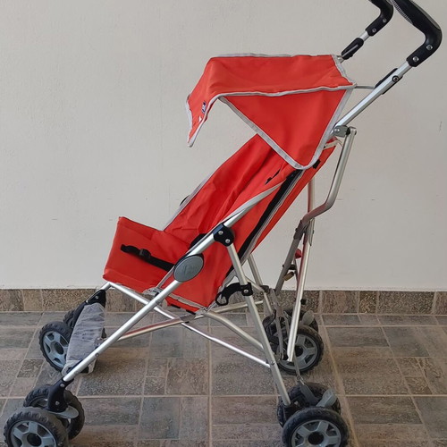 Chicco Caddy stroller used with waterproof cover