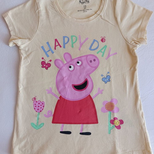 Σετ Peppa Pig καλοκαιρινό σαν καινούργιο, σόρτς και T-shirt 116 cm