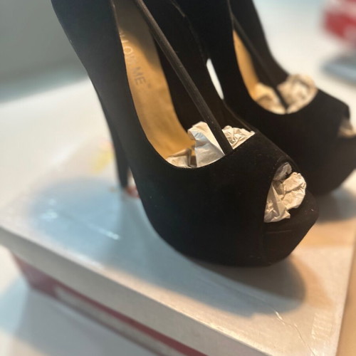 Follow Me Black Peep Toe Heels Size 38 New
