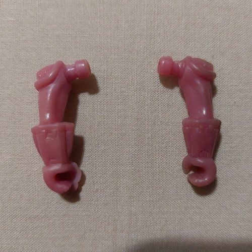 Teratomachoi set purple gorilla hands used