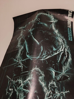 Αφίσα διπλής όψης Call of Duty Modern Warfare μεταχειρισμένη, χοντρό φύλλο
