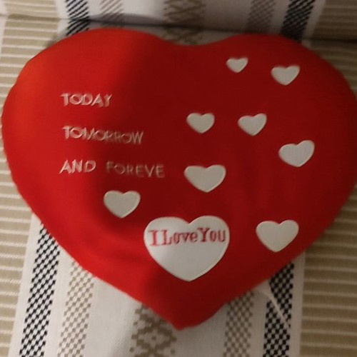 Stuffed heart from Rezerva in excellent condition