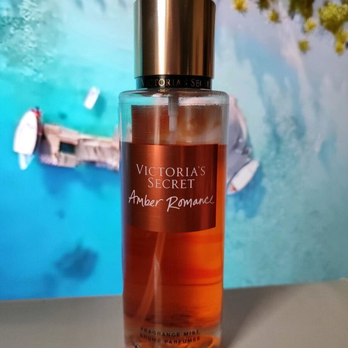 Victoria's Secret Amber Romance Mist used 250ml
