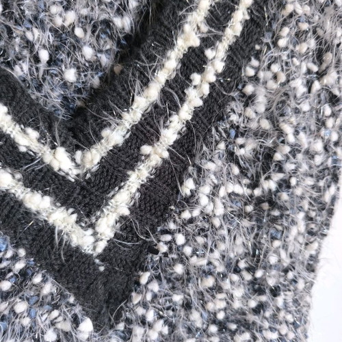 Wool elastic boucle dress with silver threads like new