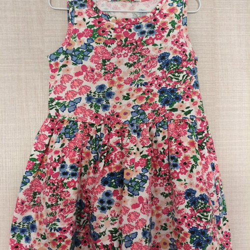 Energiers colorful dress for 4 years old, like new