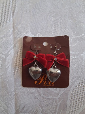 Piu Accessories Red Velvet Bow And Silver Heart Earrings New With Tag