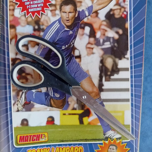 Match Football Magazine issue 12-25/12/2006 like new, Premier League posters