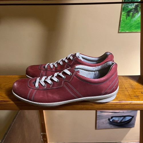 Ecco women's sport shoes like new, leather, size 39