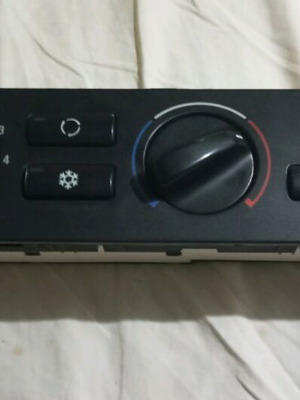 BMW e46 a/c console used