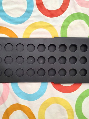 Clothes folding board like new, durable plastic