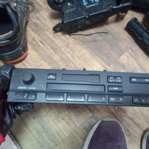 Radio/CD/DVD/GPS head unit 8368234 BMW 3 E46 used, 2 pieces