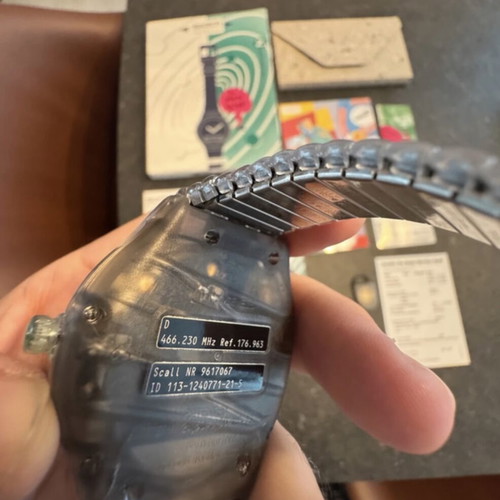 Swatch The Beep 211 vintage watch like new, unisex, grey and green