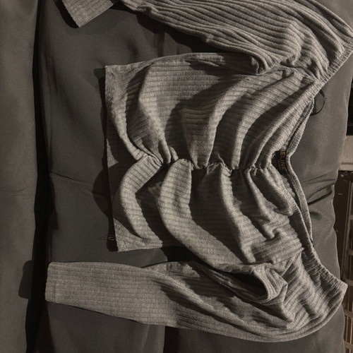 Gray blouse with shirring like new, one size