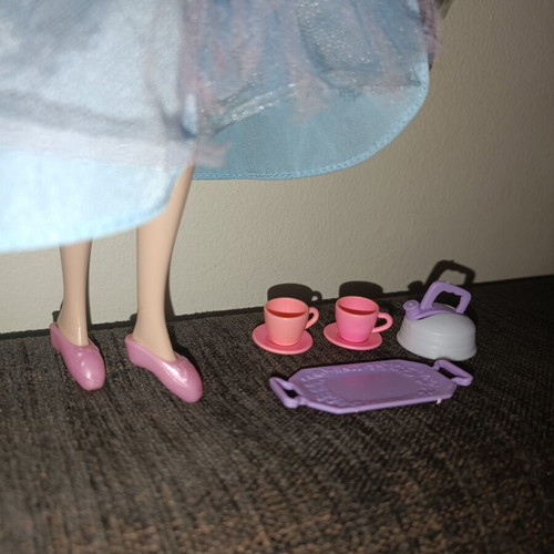 Barbie Odette Tea Party Swan Lake doll used with original dress and unicorn