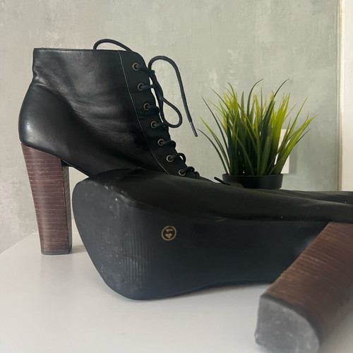Black Lolita Style High Heel Boots like new, size 41