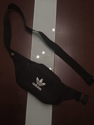 Τσαντάκι μέσης Adidas, μαύρο και άσπρο
