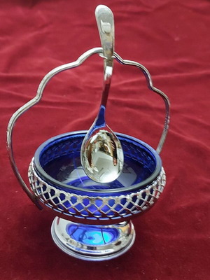 Caviar serving dish, diameter 4.5 cm, height 20 cm