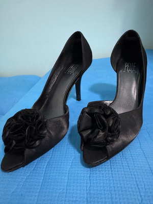 Pelle Moda satin peep toe pumps size 38 used, black
