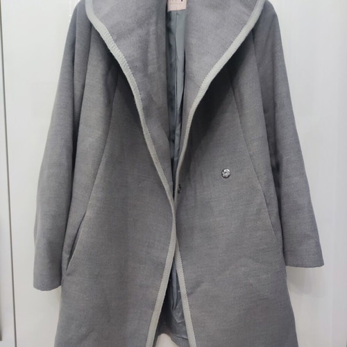 My T women's coat used, medium size, gray