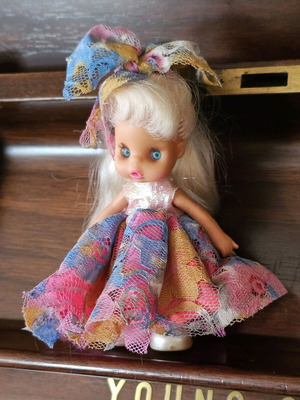 Happy happy sister της Ελ Γκρέκο συλλεκτική, δεκαετίας 1980, σαν καινούργιο