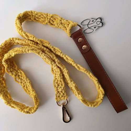 Handmade knitted dog leash yellow new with brown and rose gold details