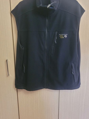 Mountain Hardwear fleece windstopper vest, black, L