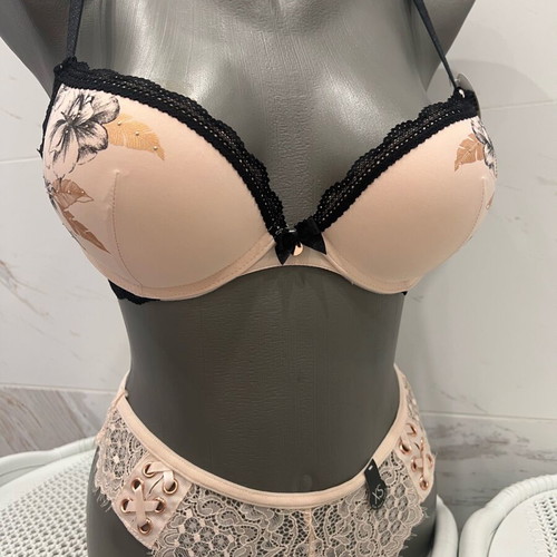 Women's lingerie new, bra 34B/75B and half panties XS/S, beige