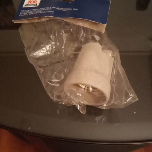 E27 Porcelain Socket with External Clip like new