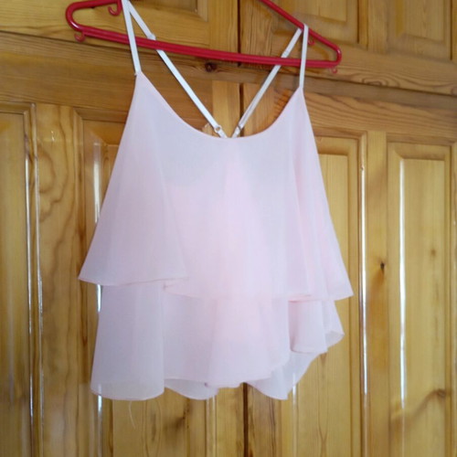 Women's airy top like new