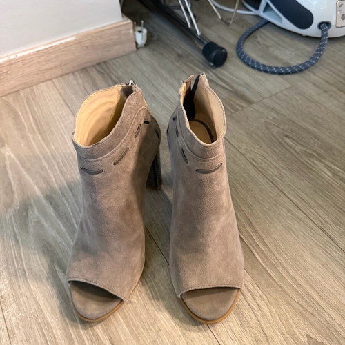 Nine West shoes used, size 38, gray