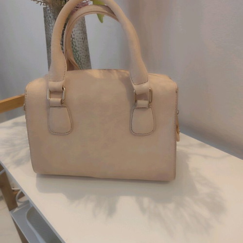 Handbag like new, beige