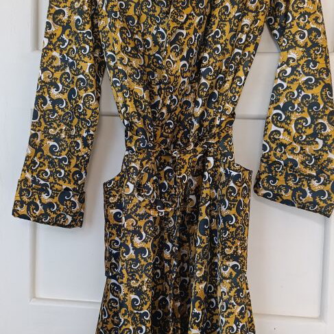 Vintage Handmade Paisley Wrap Dress like new, black and gold